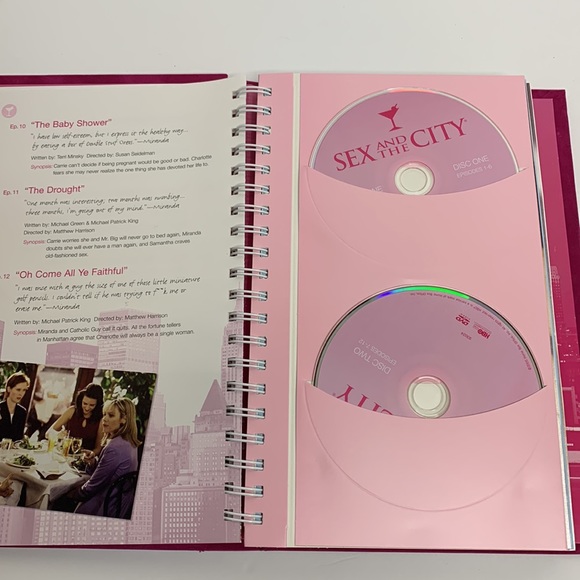 Sex And The City | Purple Velvet Case Complete Series Book Box Set | Collectors - Picture 1 of 11